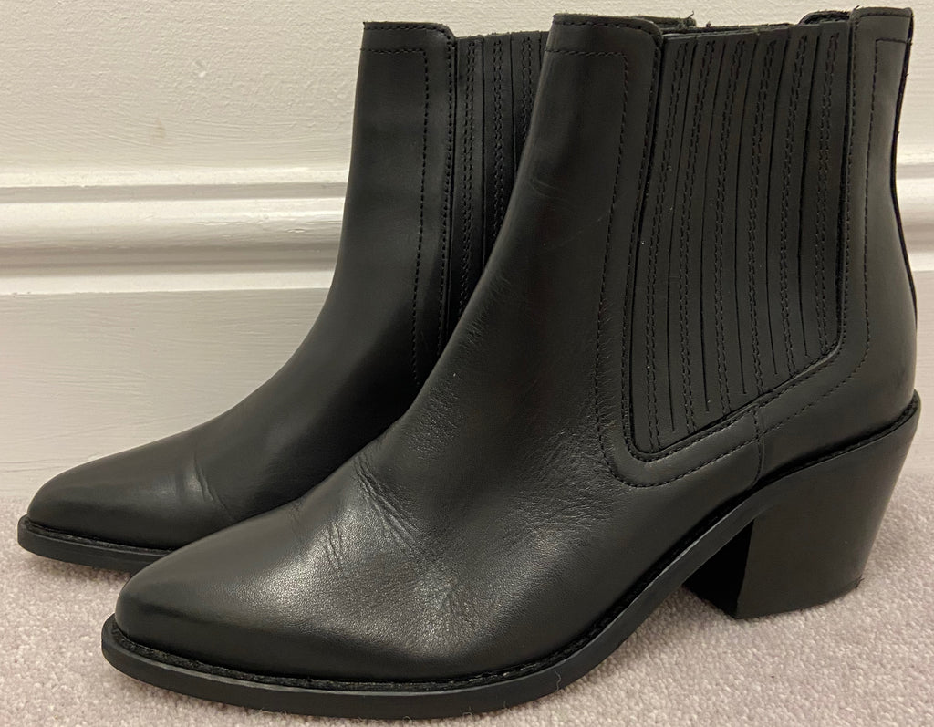 KURT GEIGER LONDON Black Leather Pointed Toe Block Heel Chelsea Ankle Boots UK 5