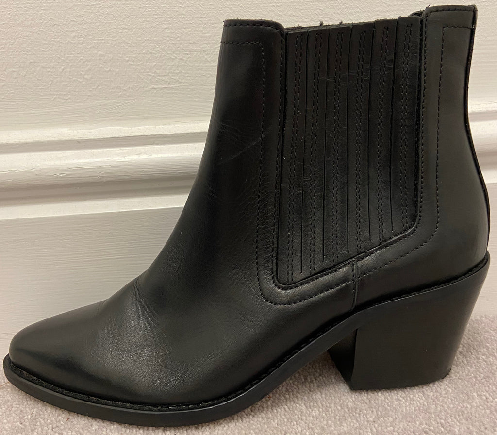 KURT GEIGER LONDON Black Leather Pointed Toe Block Heel Chelsea Ankle Boots UK 5