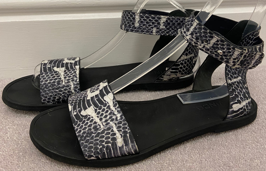 VINCE Black Cream Leather Animal Print Strappy Open Toe Flat Sandals Shoes UK6