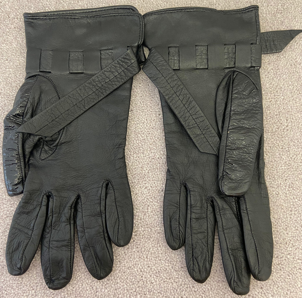 CHRISTINE BEC Women's Black Shined Real Leather Silk Lined Gloves Size 7.5