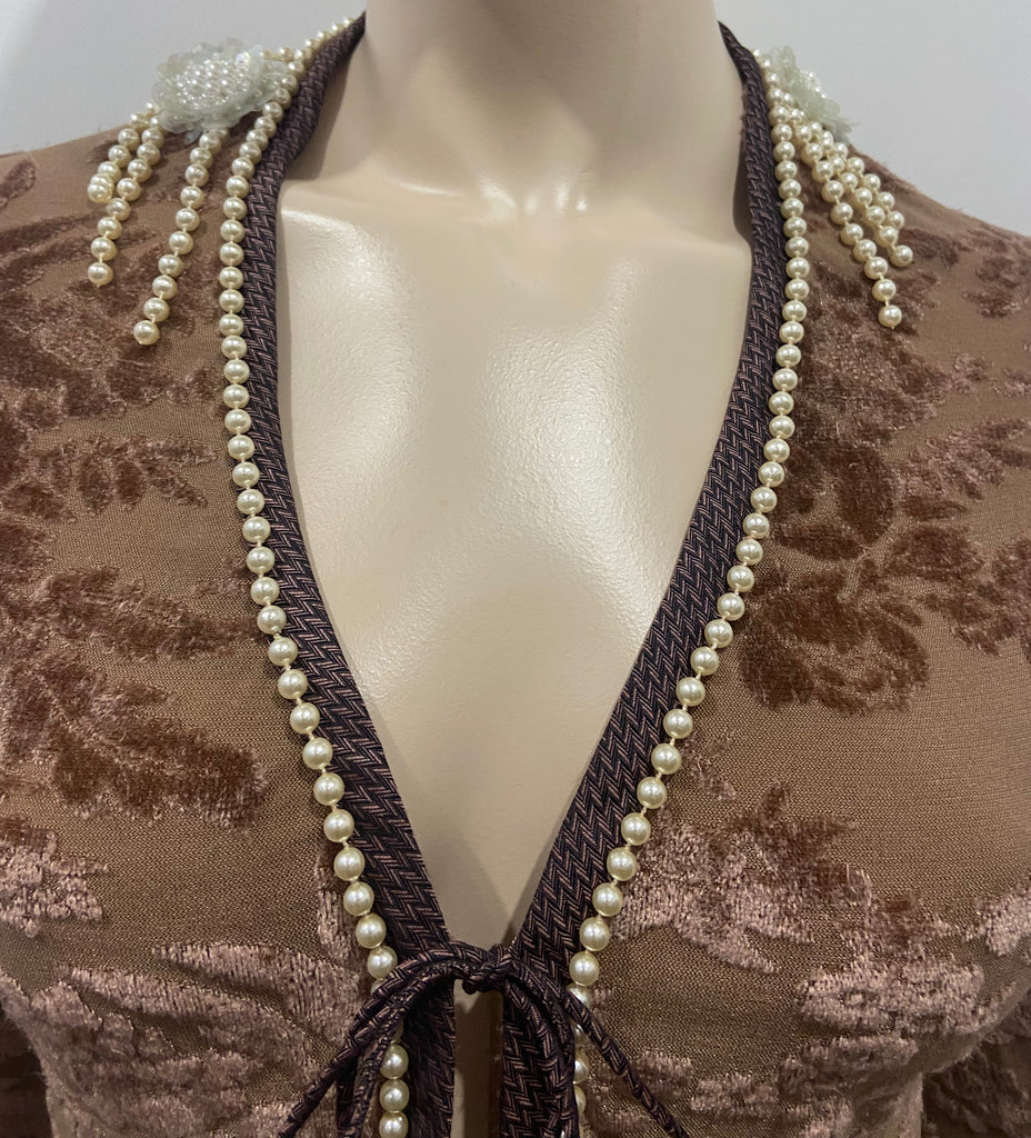 VOYAGE INVEST IN THE ORIGINAL Vintage Brown Floral Velvet Pearl Detail Cardigan