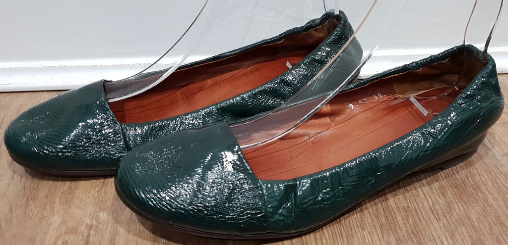 DRIES VAN NOTEN Emerald Green Leather Patent Flat Wedge Ballerina Shoes 39 UK6
