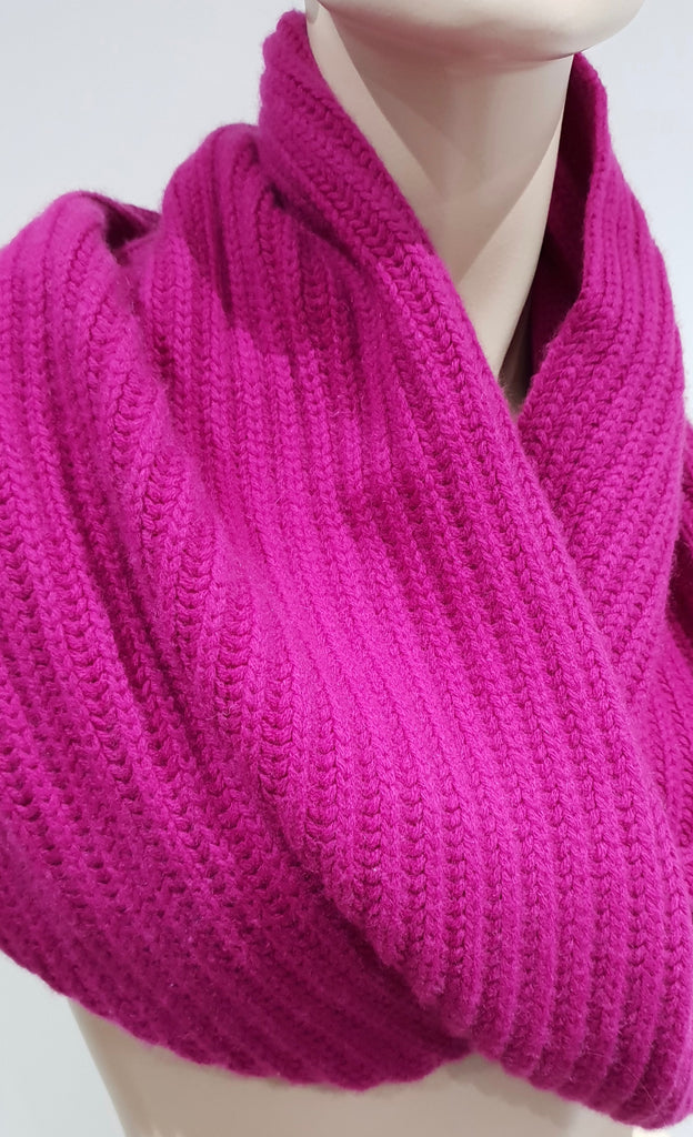 NEIMAN MARCUS CASHMERE COLLECTION Womens Pink Cashmere Ribbed Draped Snood Scarf