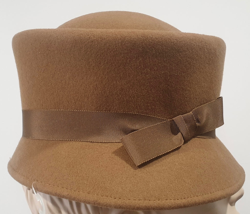 WALTER WRIGHT Caramel Brown Wool Felt Ribbon Bow Formal Pillar Box Hat NEW!