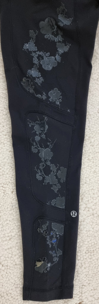 LULULEMON Black Rubberised Floral Print Activewear Yoga Capri Leggings Pants UK8