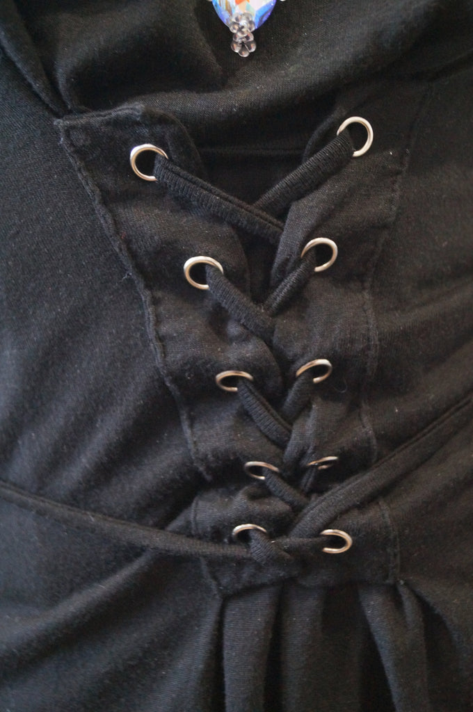 JORANDO Black Plunge V Neckline Silver Sequin Sleeveless Tie Waist Evening Top M