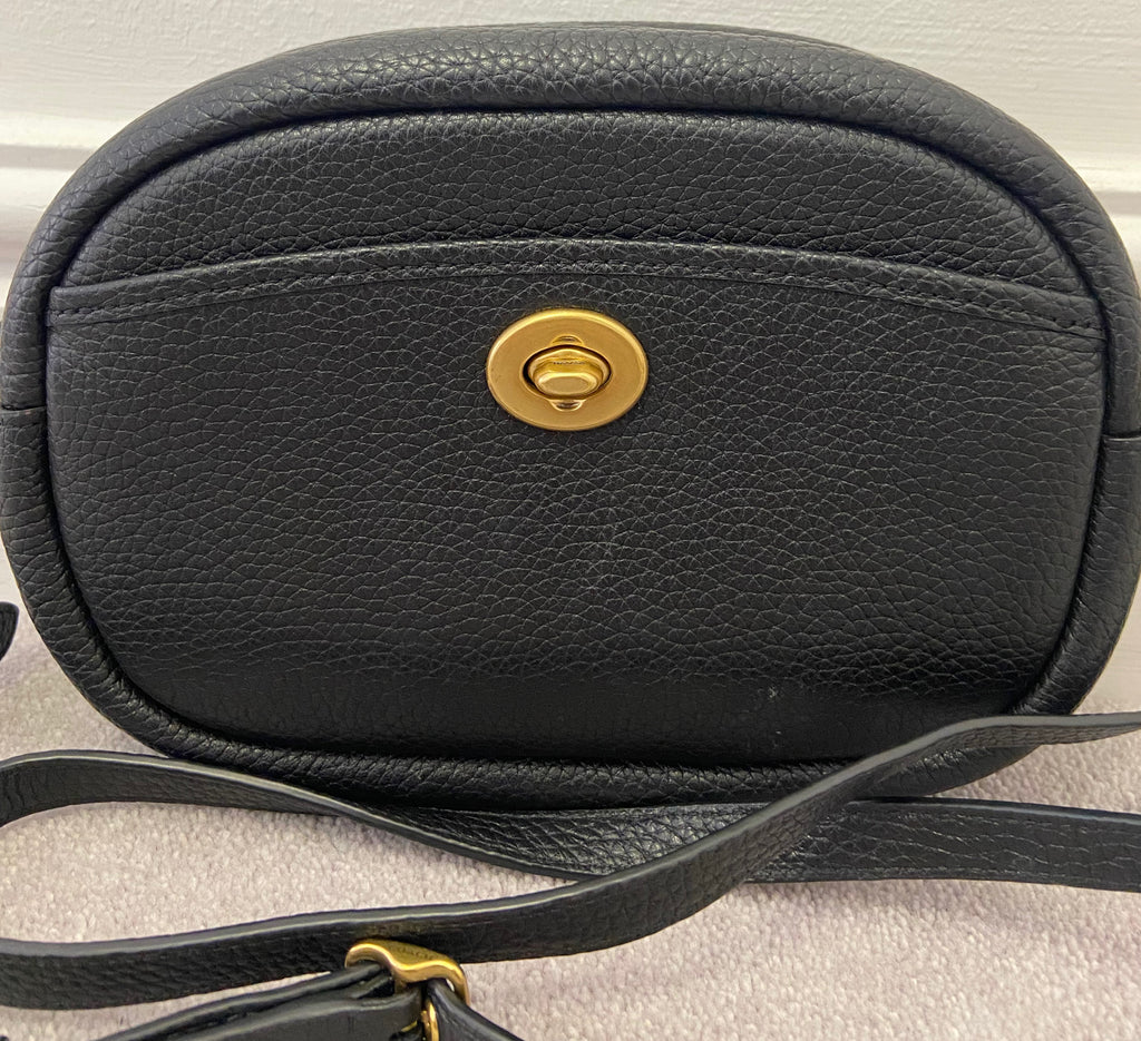 COACH Black Oval Pebbled Leather Zip Fastened Shoulder Bag / Clutch w Dust Bag
