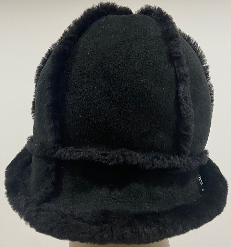 UGG AUSTRALIA Black Genuine Dyed Shearling Sheepskin Bucket Hat - One Size